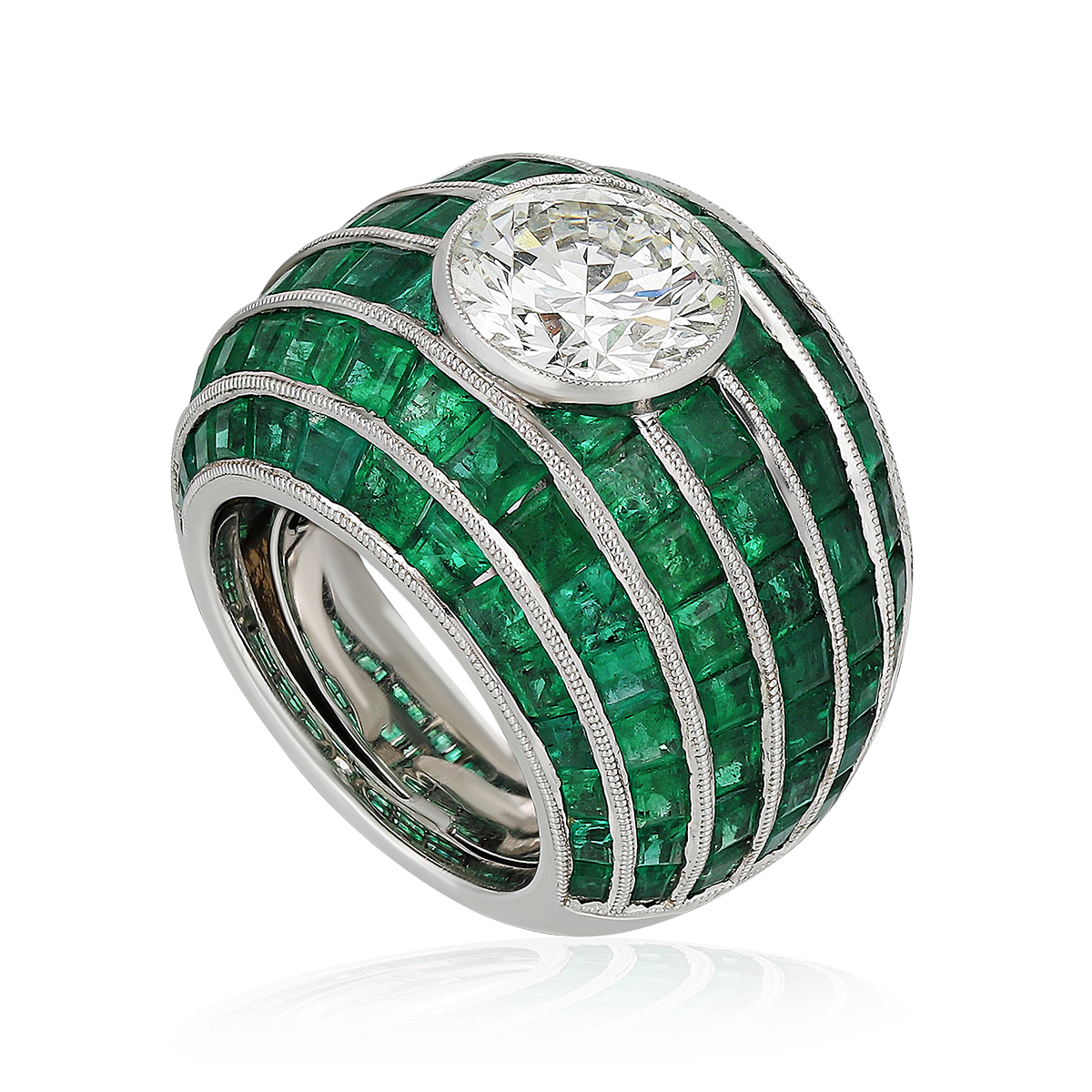 Circular Diamond & Emerald Ring