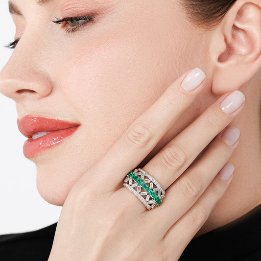 Diamond & Emerald Ring