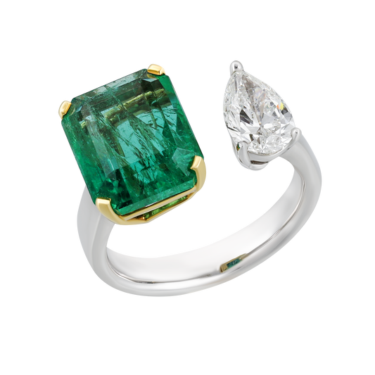 Solitaire Diamond & Emerald Ring – Al Anwaar Jewellers
