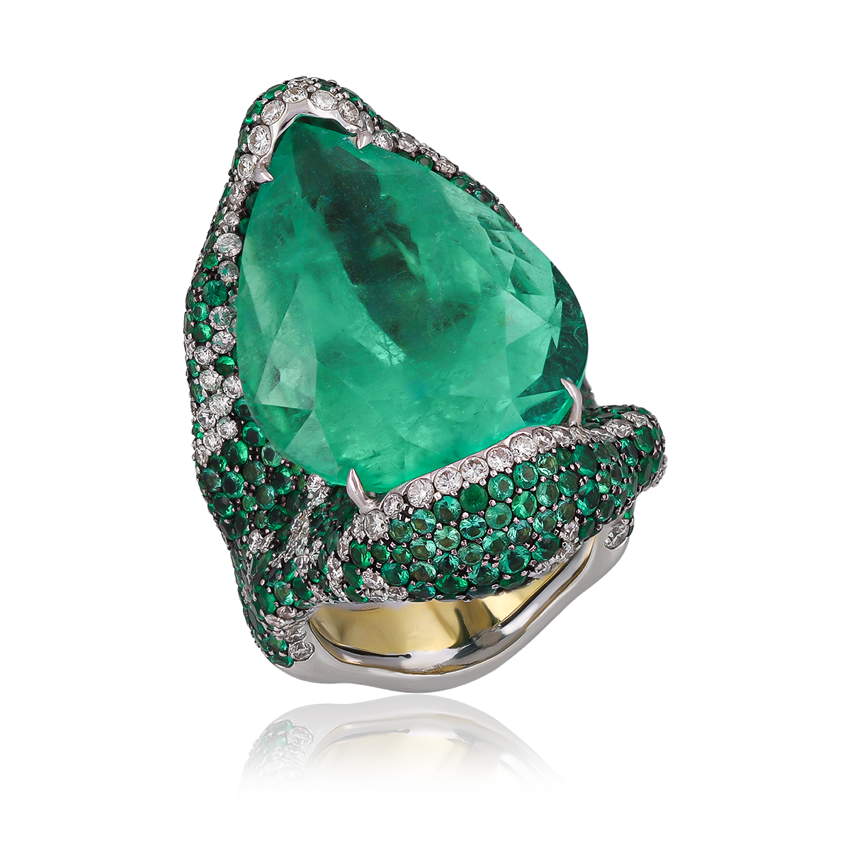 Exotic Emerald Ring