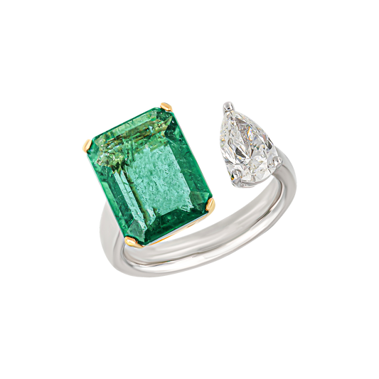 Solitaire Diamond & Emerald Ring