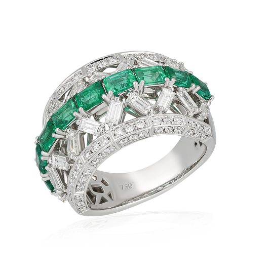 Diamond & Emerald Ring