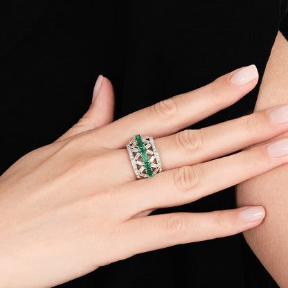 Diamond & Emerald Ring